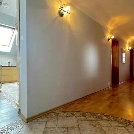 Piastowska Проживание в семье *